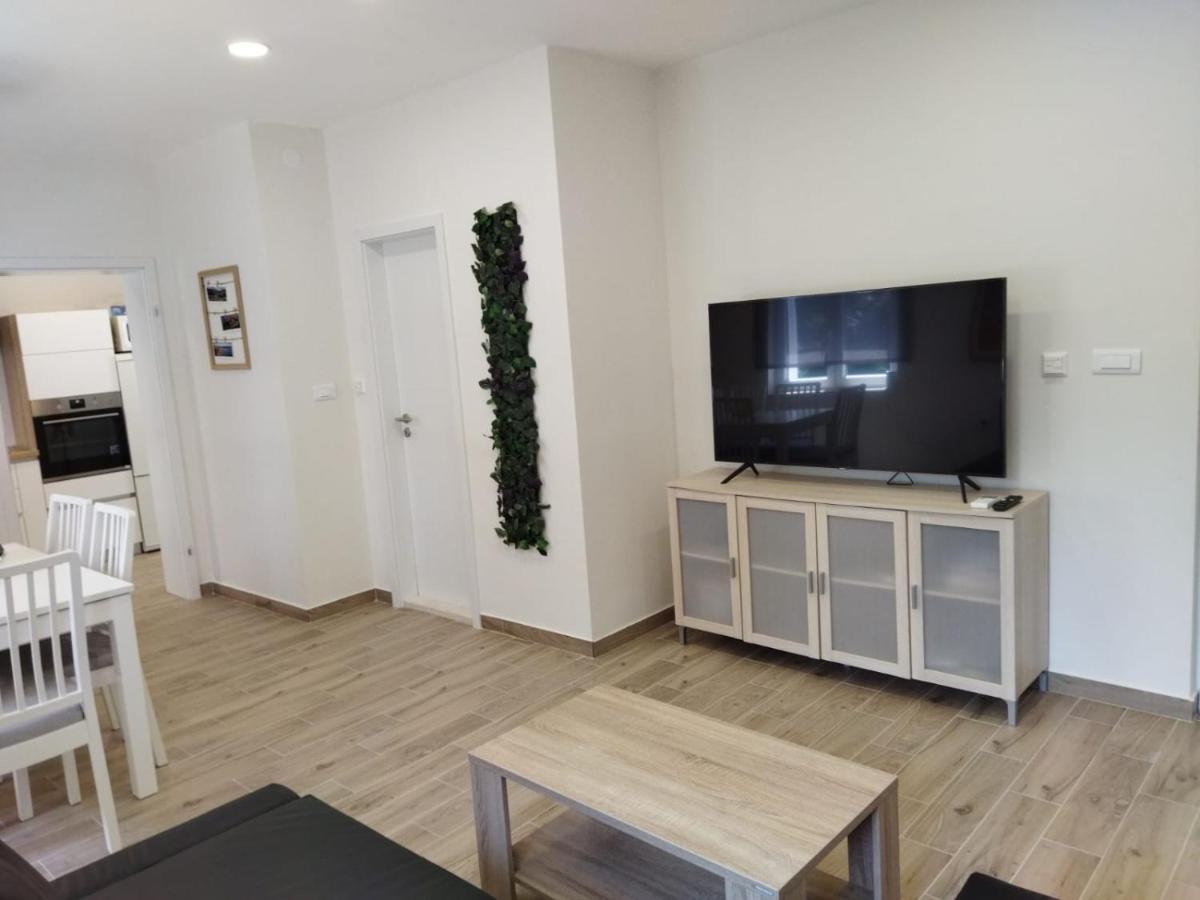 Teta Lidia Apartment Krilo Exterior photo